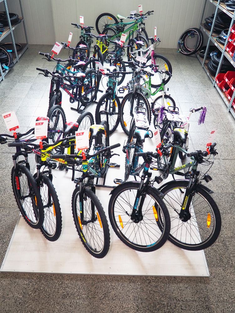 borna bikes showroom